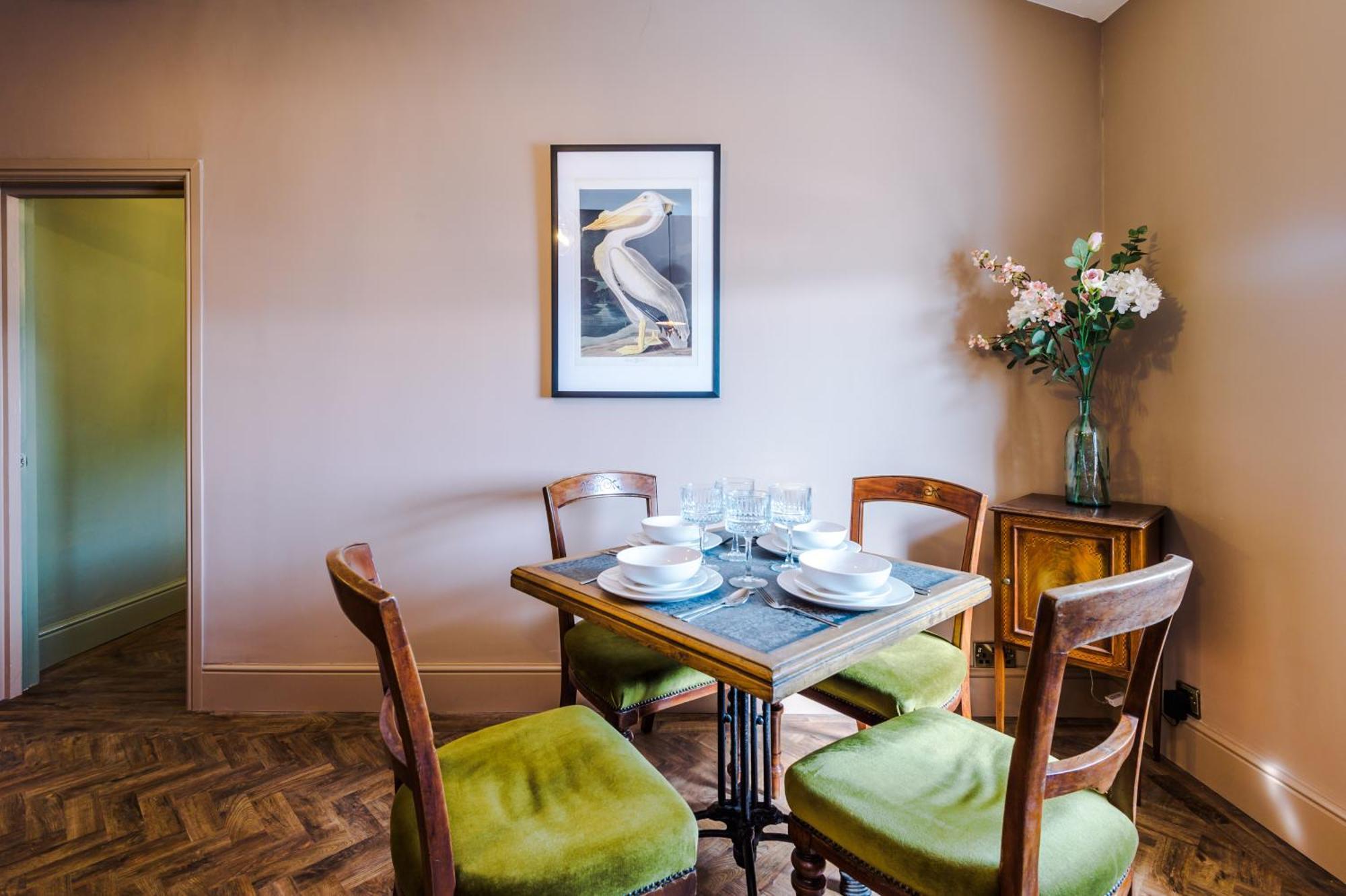 Russell Court By Orenda-Luxe Llandudno Esterno foto