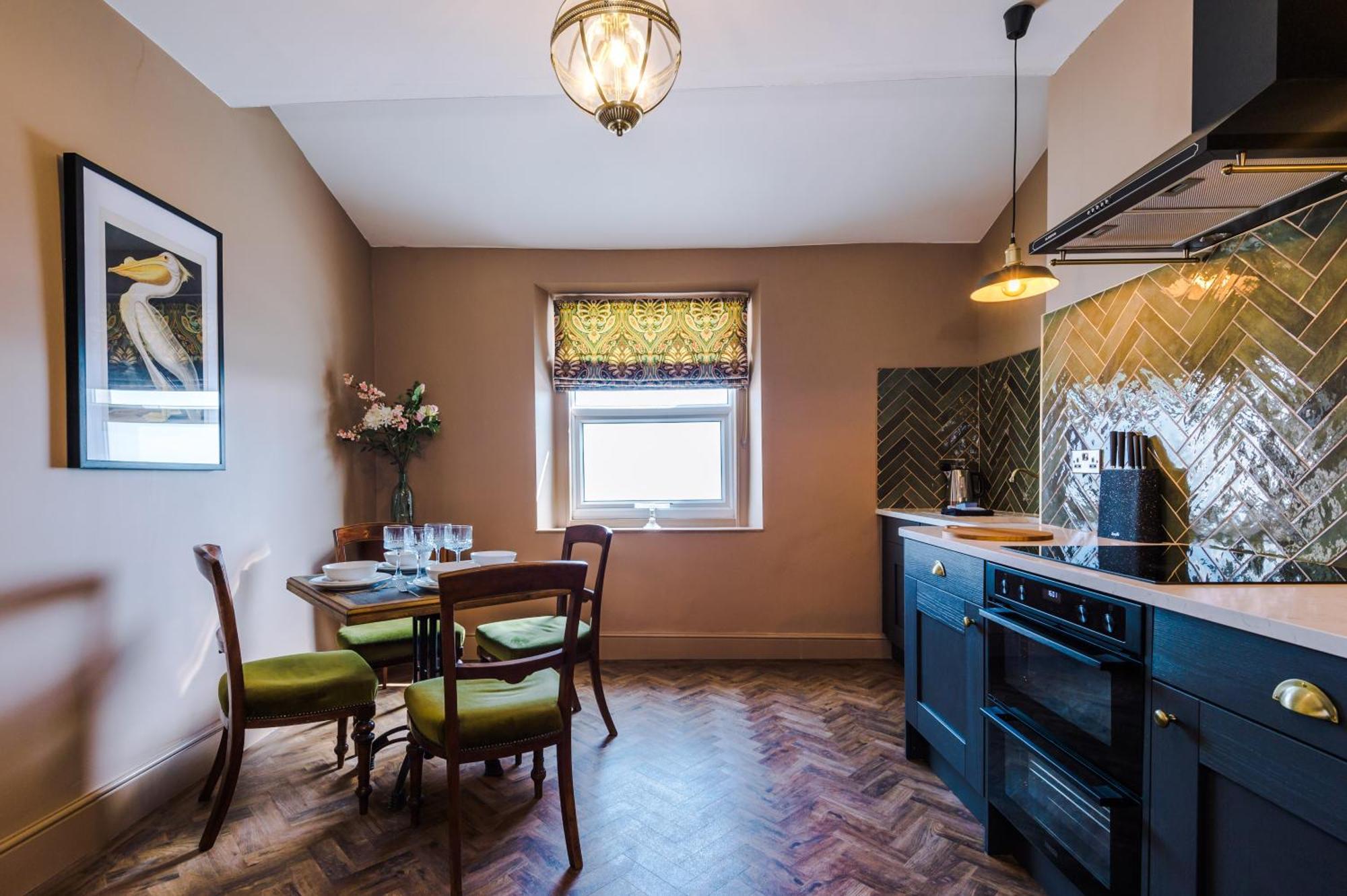 Russell Court By Orenda-Luxe Llandudno Esterno foto