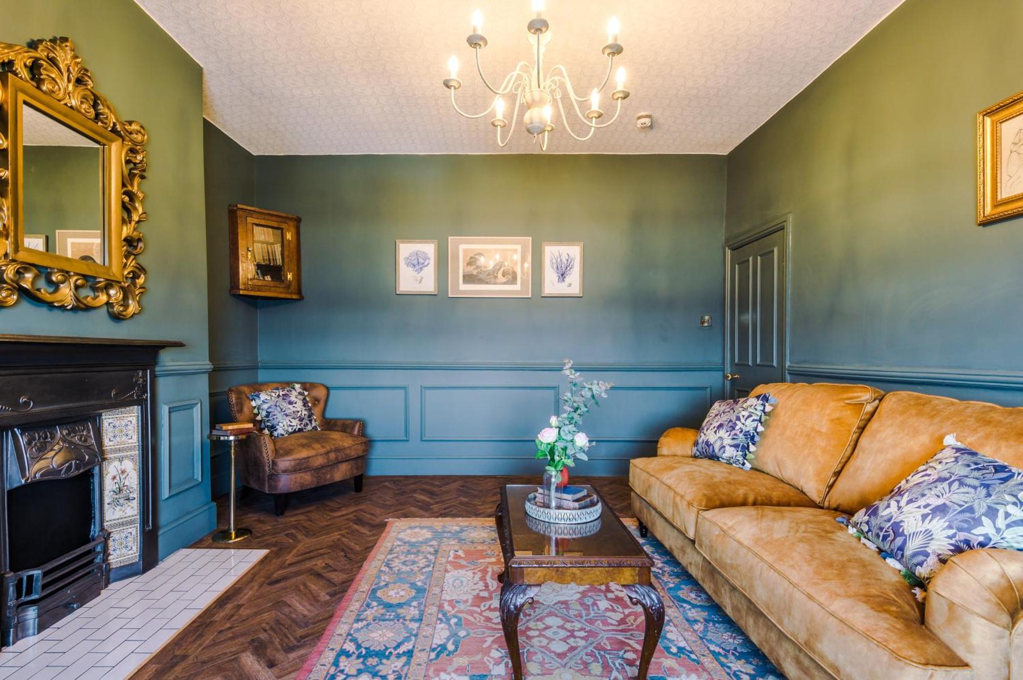 Russell Court By Orenda-Luxe Llandudno Esterno foto