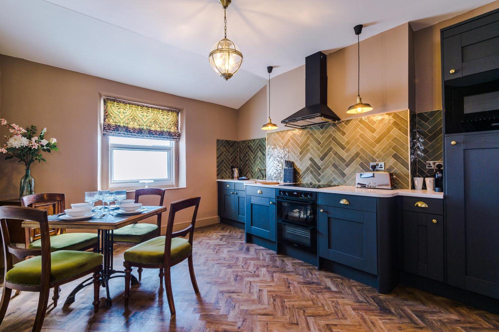 Russell Court By Orenda-Luxe Llandudno Esterno foto
