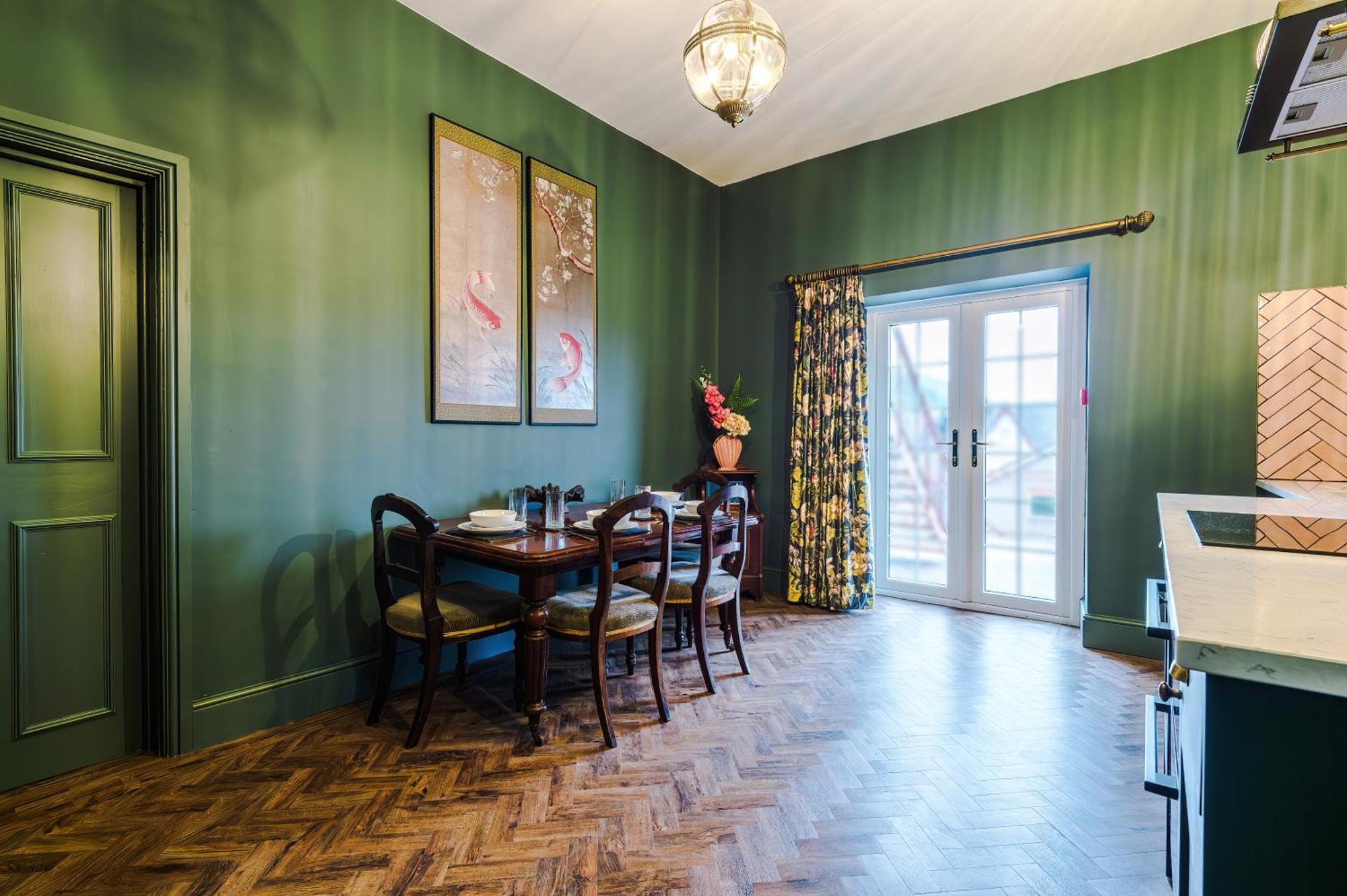 Russell Court By Orenda-Luxe Llandudno Esterno foto