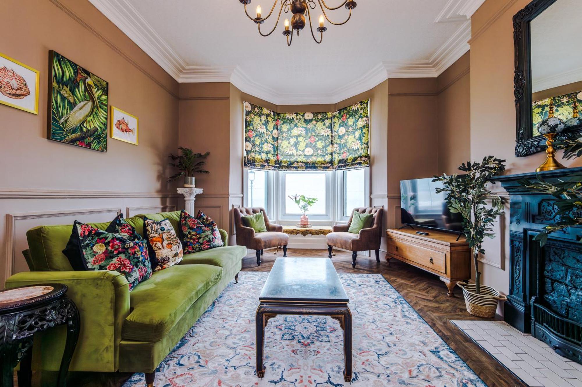 Russell Court By Orenda-Luxe Llandudno Esterno foto